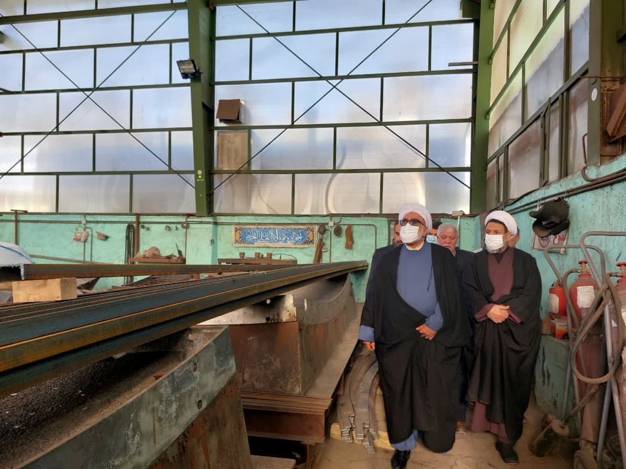 گزارش تصویری از بازدید تولیت آستان قدس رضوی از کارگاه ساخت گنبد حرم مطهر حسینی و گنبد تل زینبیه در کرمان