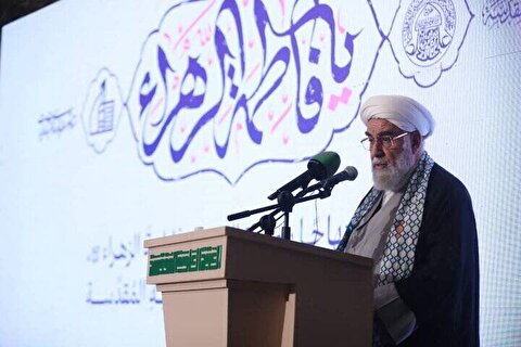 حجت‌الاسلام محمدی گلپایگانی:
صحن حضرت زهرا(س) نشان‌دهنده عشق مردم به اهل بیت(ع) است