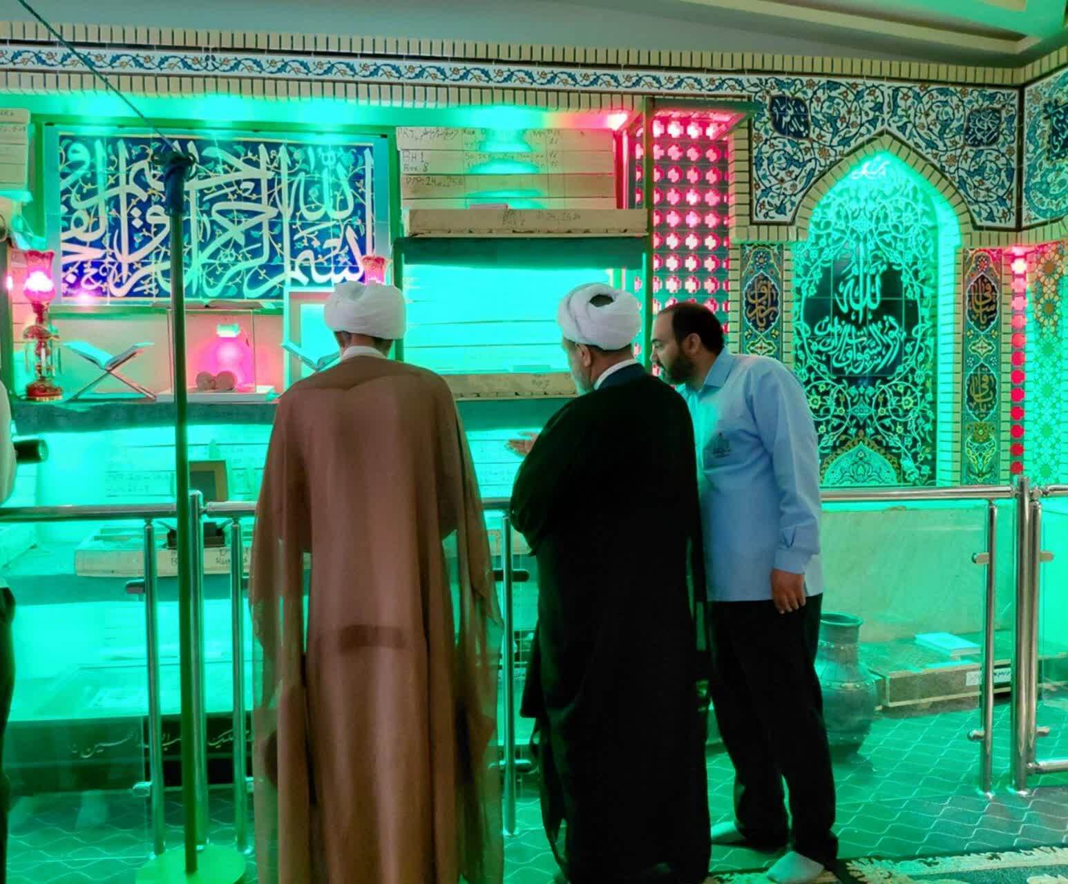 امام جمعه کرمان: مردم کرمان در طول تاریخ همواره در توسعه‌وبازسازی عتبات خوش درخشیده‌اند