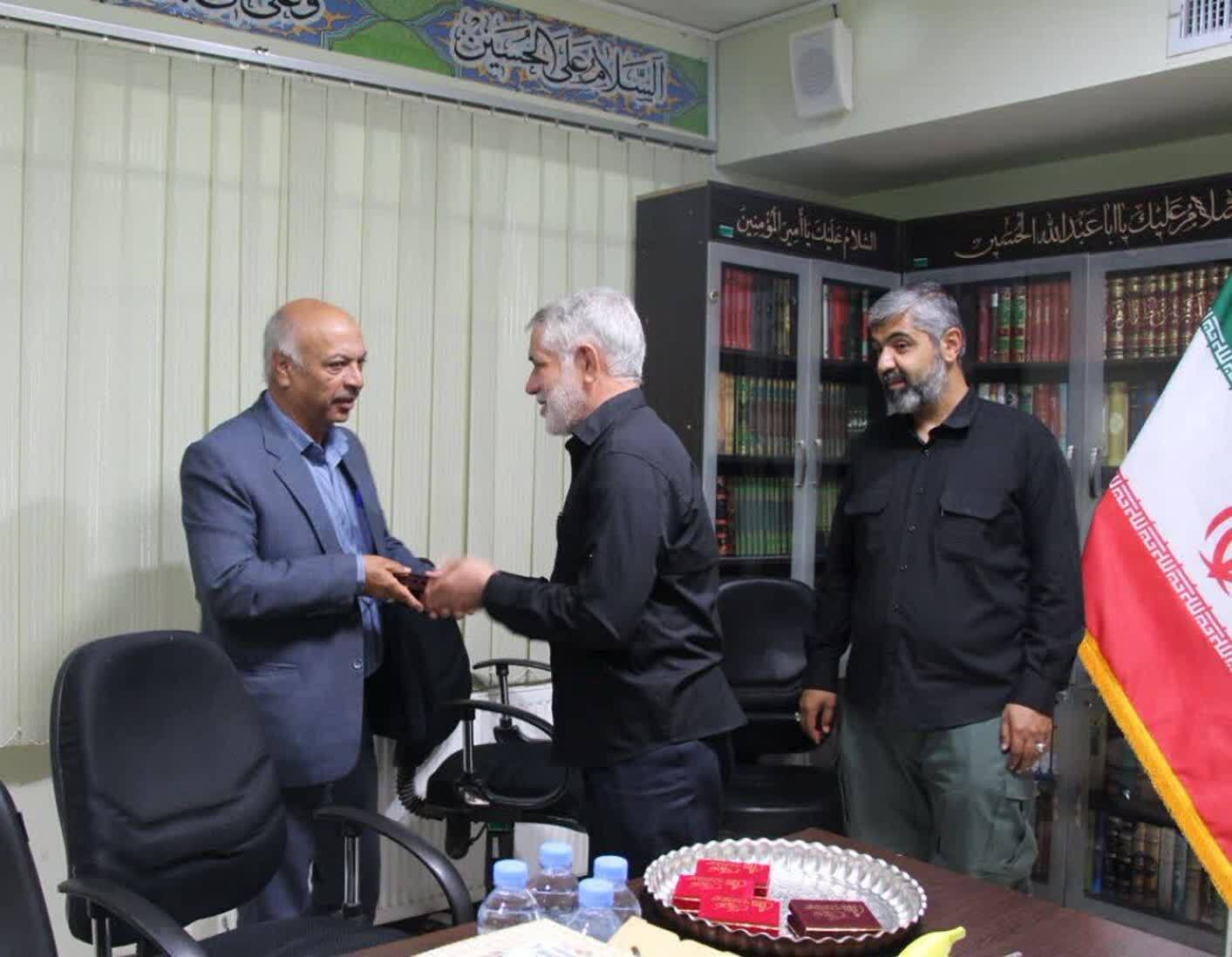 تشریح ویژهبرنامههای دهه محرم ستاد توسعه و بازسازی عتبات عالیات استان کرمان تشریح ویژهبرنامههای دهه محرم ستاد توسعه و بازسازی عتبات عالیات استان کرمان
